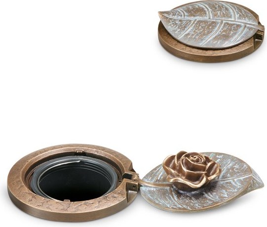 Grabvase mit Alter und Rosenmotiv, Bronze, Ø 12 cm